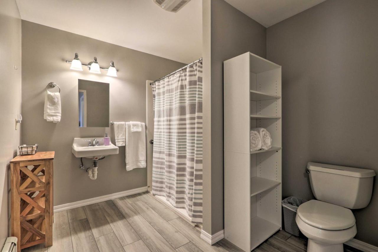 Centrally Located South Hill Apartment With Smart Tv Spokane Exterior photo
